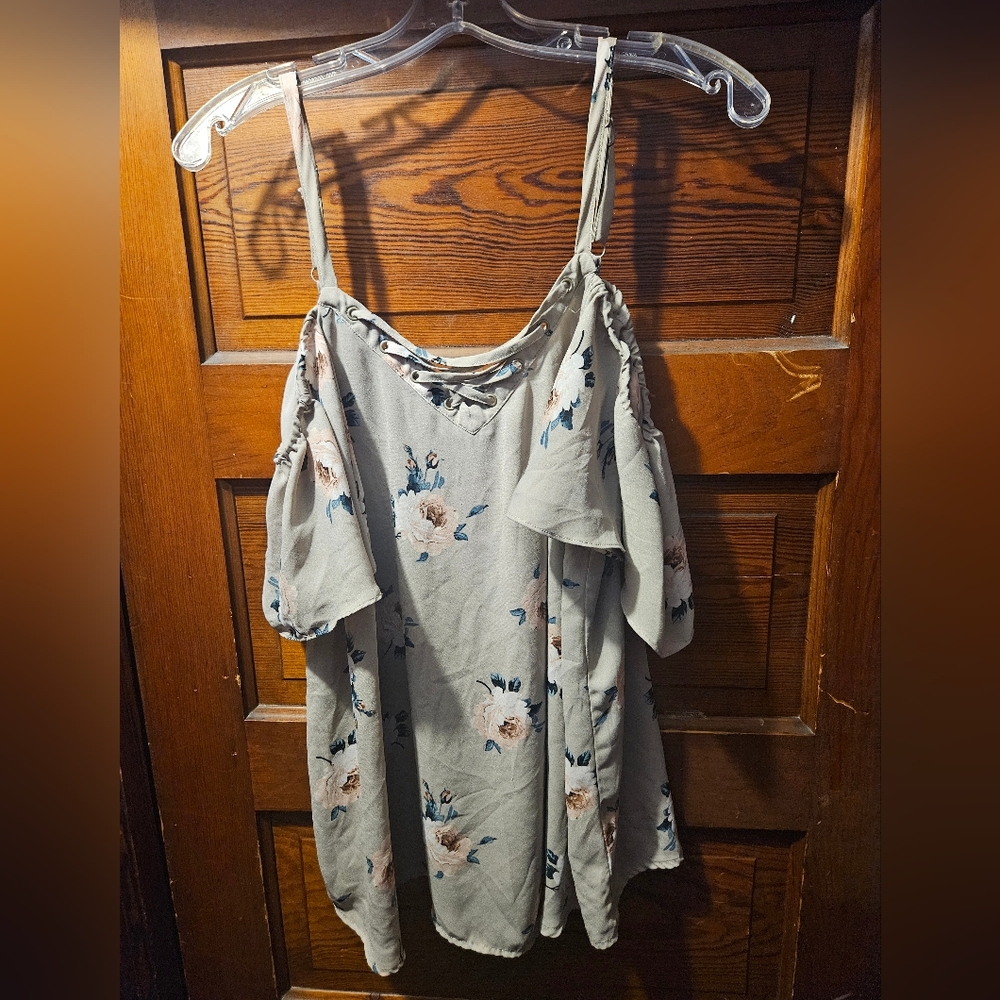 Torrid Floral Off The Shoulder Top